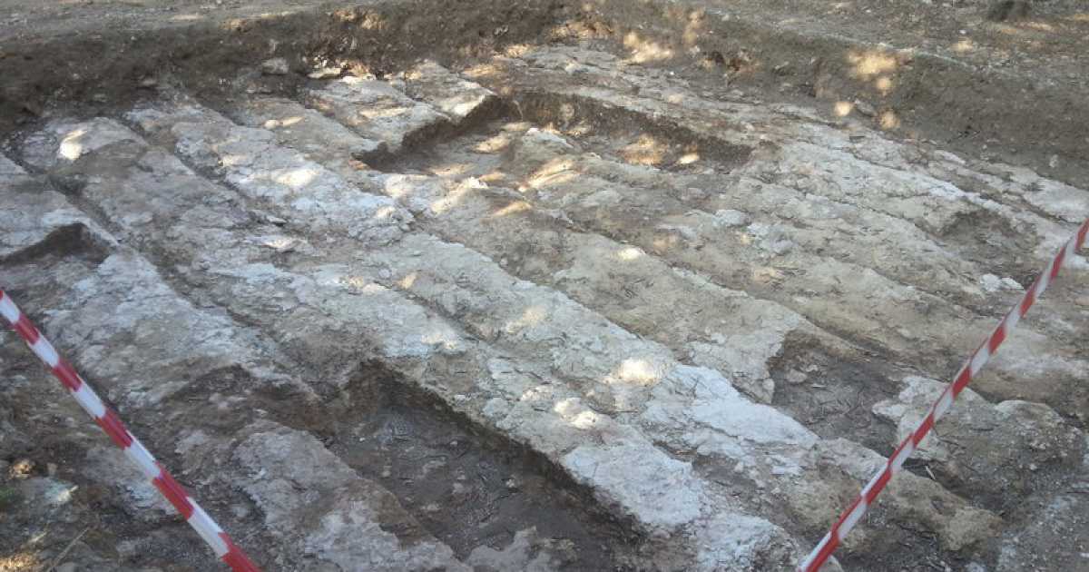 Bari, scoperto insediamento neolitico vicino allo stadio: ma tutto tace